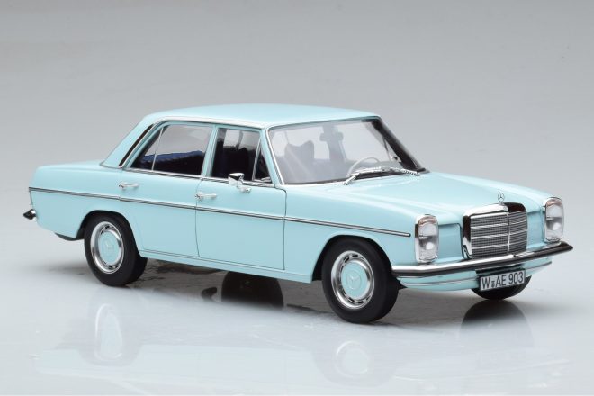 MERCEDES 200 W115