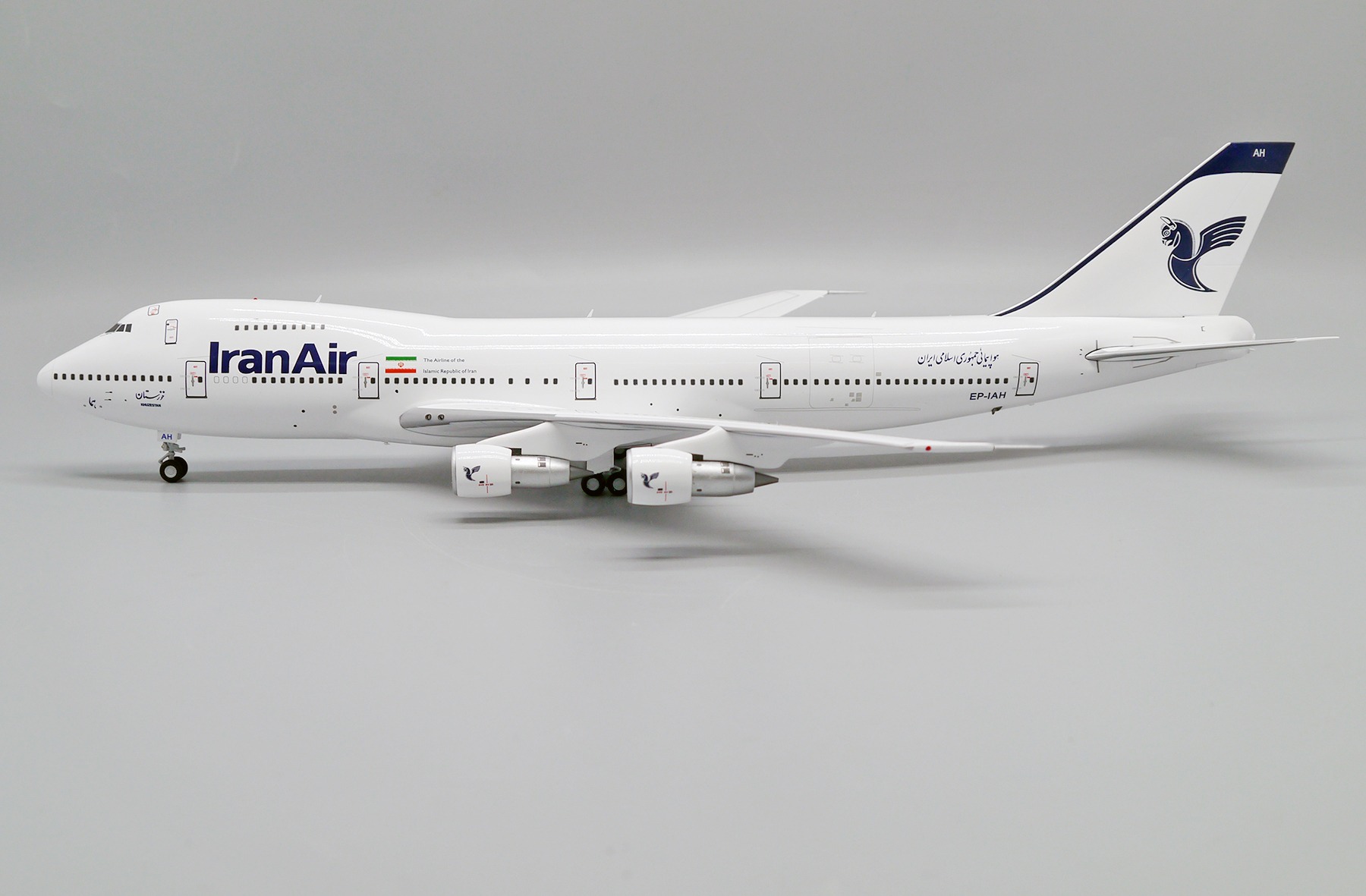 ماکت هواپیما بوئینگ 747 310 ایران ایر، جنس دایکست IRAN AIR B747