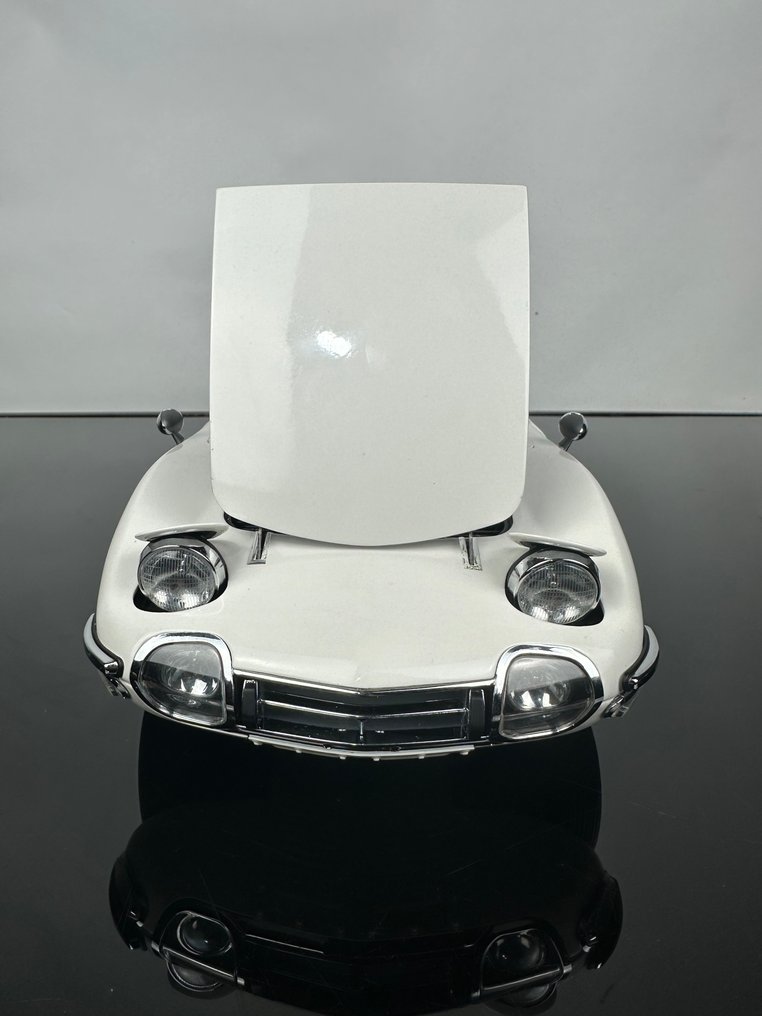 Toyota 2000 GT