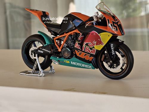 moto scale model